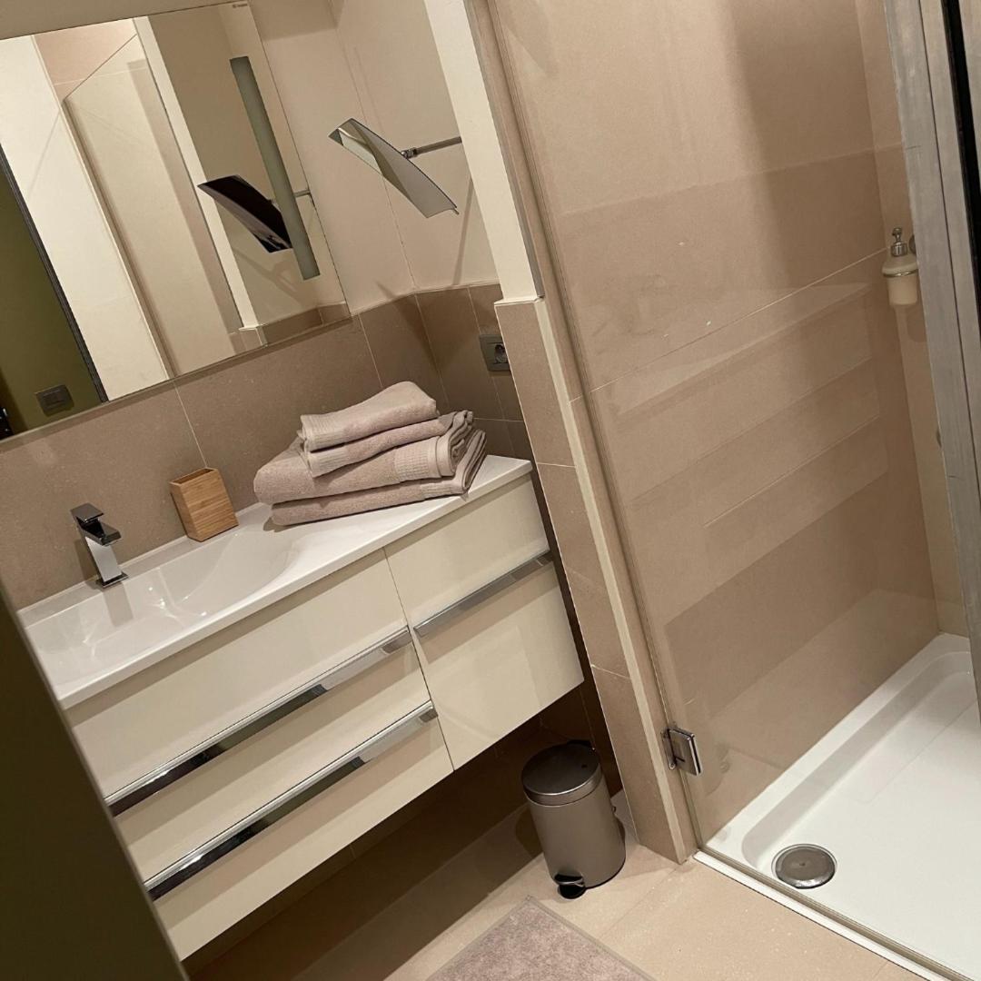 Logies Park Rodenbach Bed & Breakfast รูเซลาเรอ ภายนอก รูปภาพ